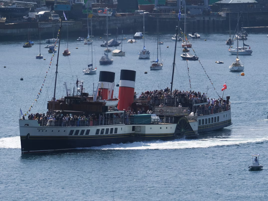 Waverley Paddle Steamer Visits Clevedon Pier (By Freddie, Year 7)