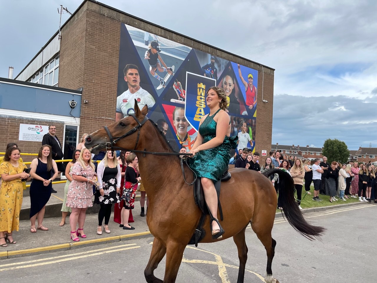 Miracle horse Pickle gallops Lottie, 16 to Prom