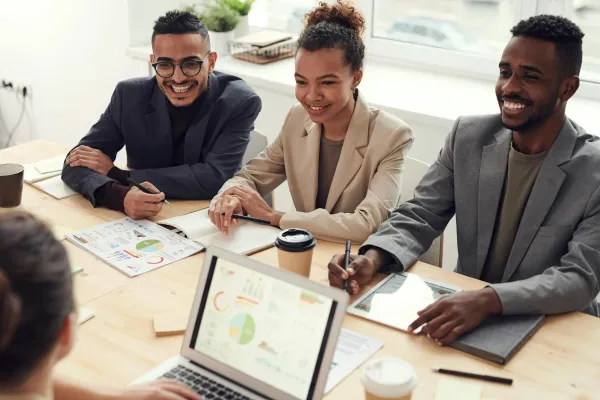 Ex-tabloid journalist turns happiness guru - Shane Dean's new talks aim to revolutionise workplace positivity
