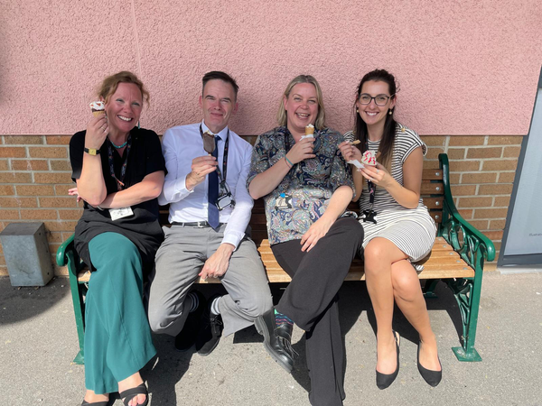 Teachers receive a thank you with a cone and a flake! (By Amelie and Evie, 13)