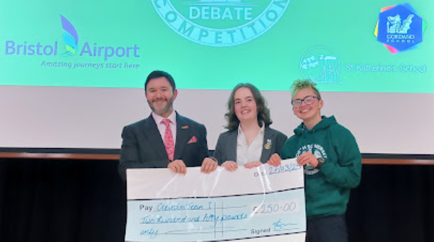 Students Excel in Parliamentary Debate (By Students @ Clevedon School)