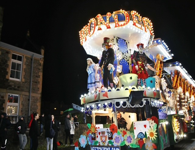 The Floats of Weston Carnival Light Up The Streets!
