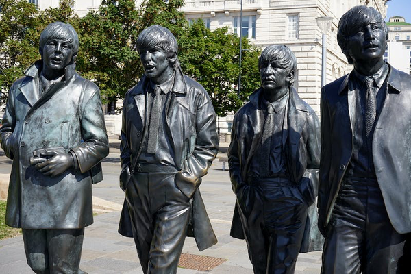 Good news for The Beatles fans as their last song “Now And Then” is finally released! (By Oscar, 13)